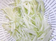 画像3: 沖縄産青パパイヤ ５ｋｇ 煮物でもサラダでも、チャンプルーでも美味しいヘルシー野菜 (3)