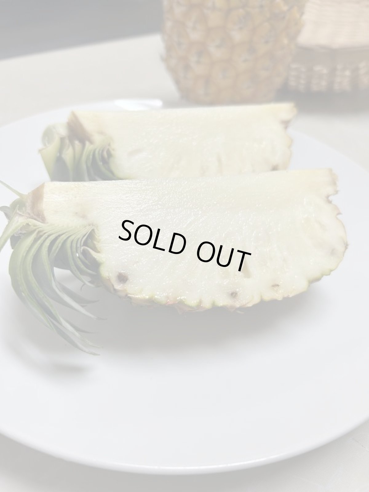 画像2: 沖縄産　ホワイトココ 　@900〜1.1kg  2玉入り　ココナッツの香り (2)