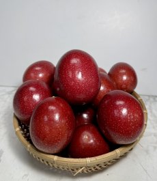 画像1: 【希少品種】パッションフルーツ南十字星　1kg （４〜５玉）☆数量限定☆ (1)