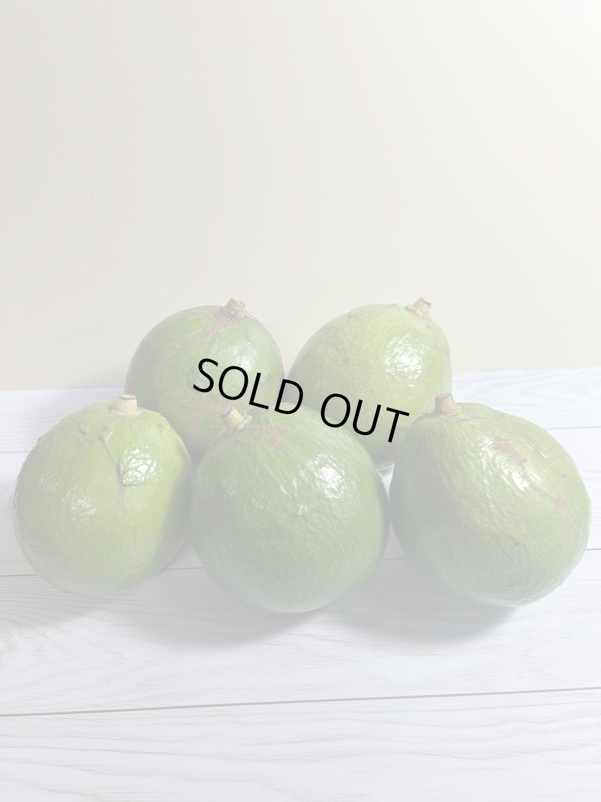 画像2: 小玉アボガド  1kg前後(3〜4玉入り)　沖縄産  　 (2)