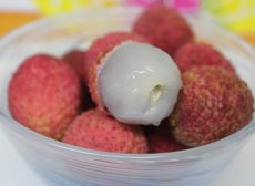 画像3: ☆ご予約開始☆生ライチ 1kg☆　 沖縄県産 フルーツ 果物 ライチ レイシ 　６月頃発送 (3)